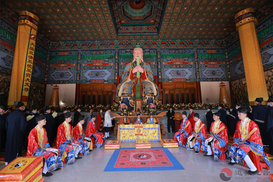 閤皂山大万寿崇真宫辛丑年正一灵宝派传度活动圆满举行