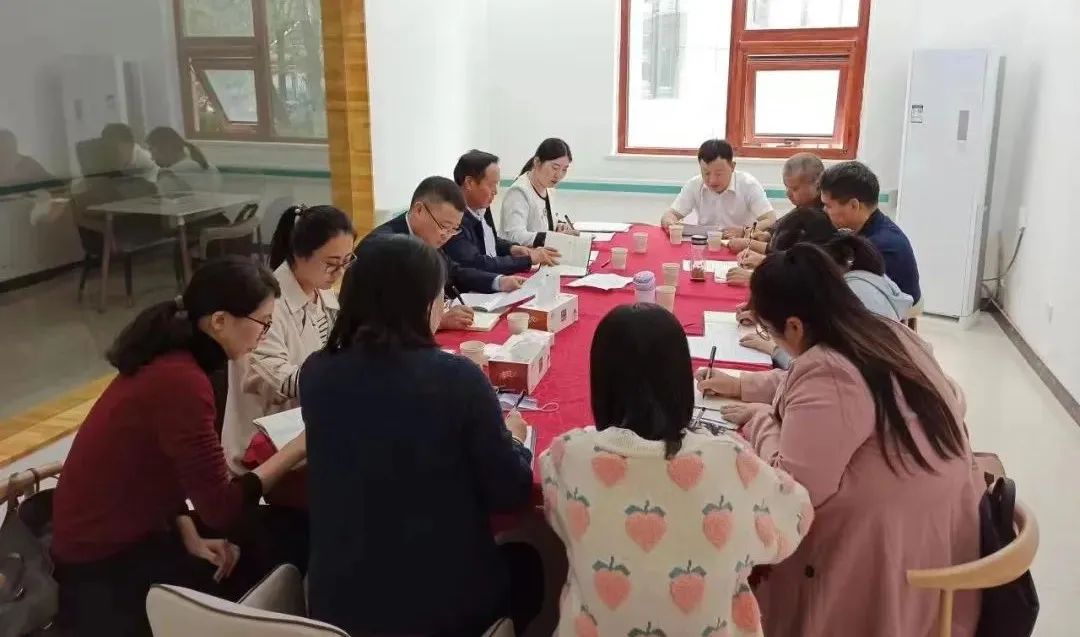 市派河东区城市社区红领书记临时党支部月度述职暨第二次工作例会召开
